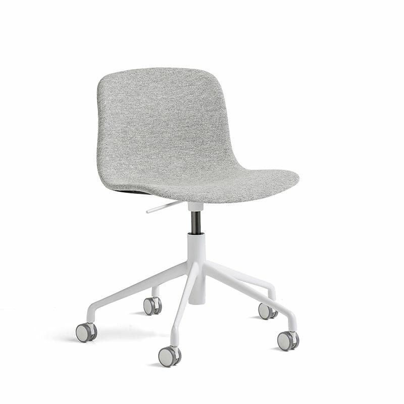 Aac51 – White Frame – Hallingdal 116  | Chaises Chaises Chaises